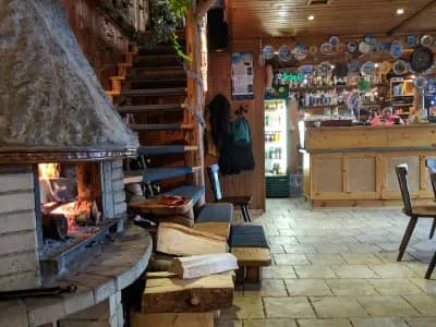 Lawina avalanche restaurant