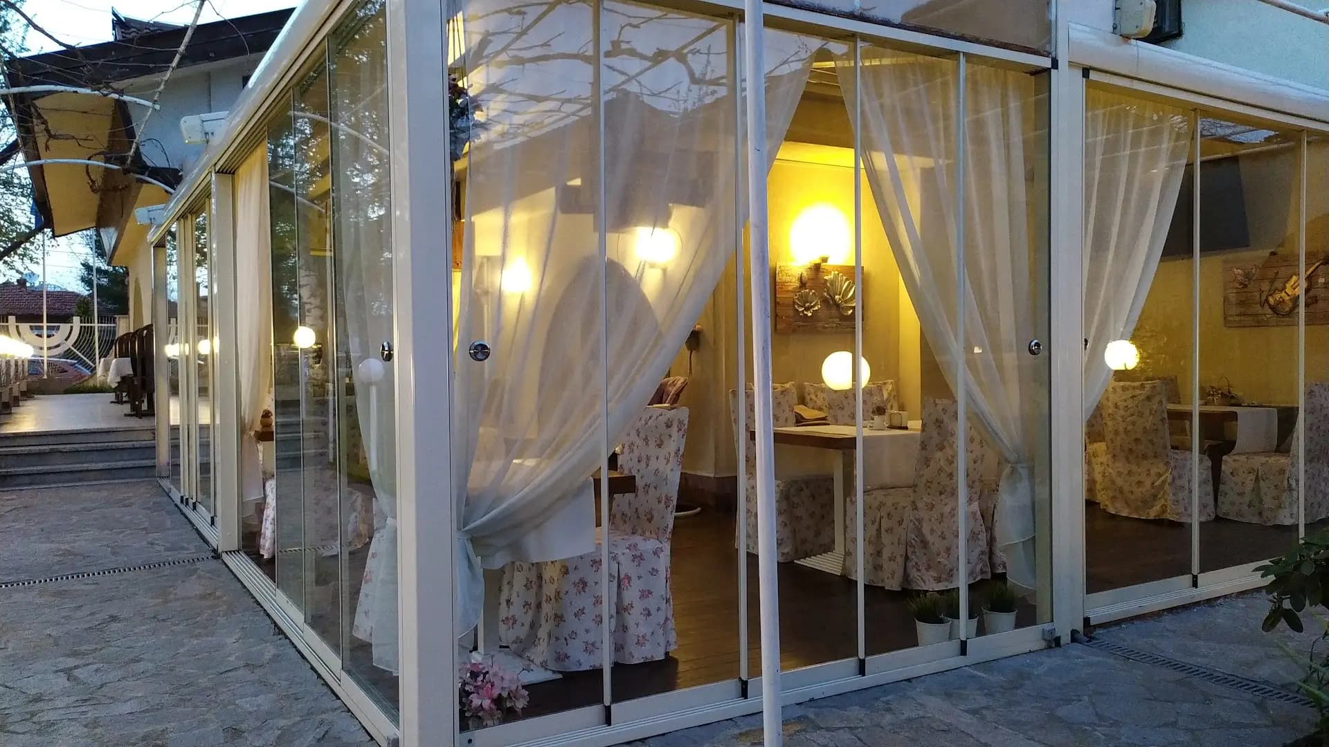 Restaurant L do Rado Ресторант Ел До Радо