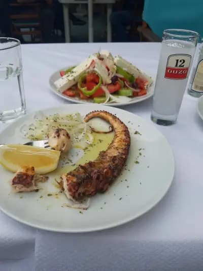 Гръцки ресторант "Ностимо"
