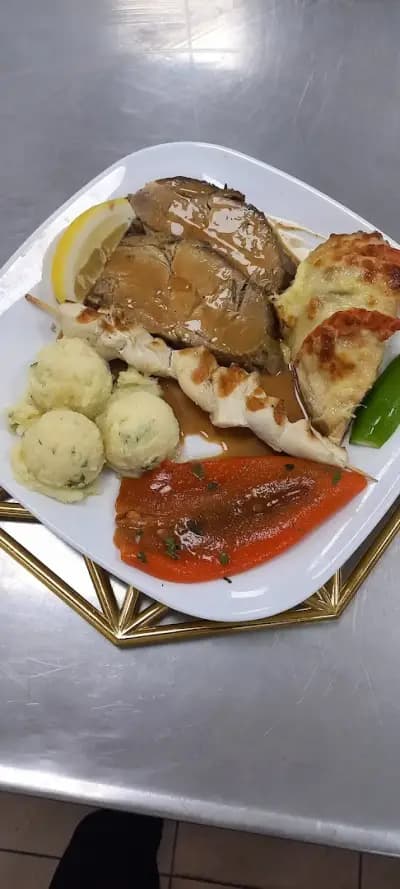 ЗАЛА ЗА ТЪРЖЕСТВА ИВАНОВИ ЕООД