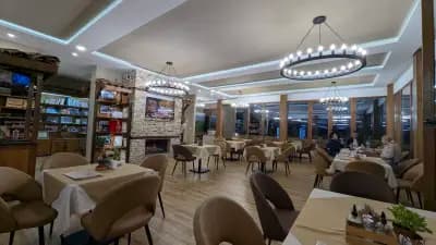 Гостилница Долене