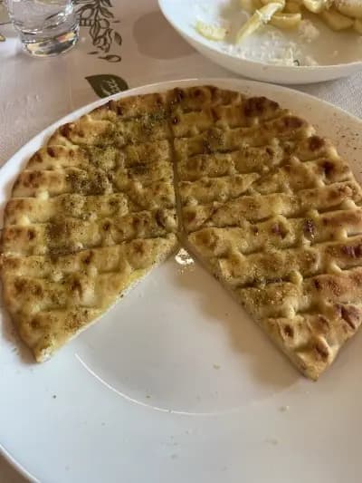 ДИВАТА ПЧЕЛА