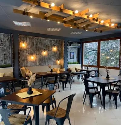 Hedo fun bar & restaurant