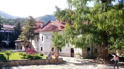 Гостилница "Манастира"
