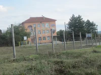 Средно училище „Свети Свети Кирил и Методий“