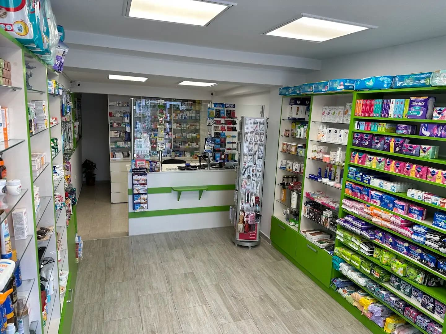 АПТЕКА ПИРИН PHARMACY