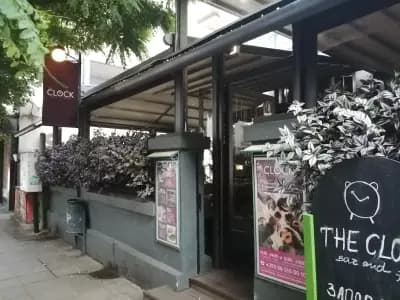 The Clock bar | food