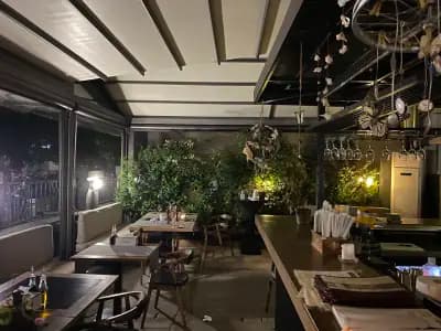 The Clock bar | food