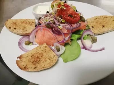 Ирландски ресторант "Мястото на Том"