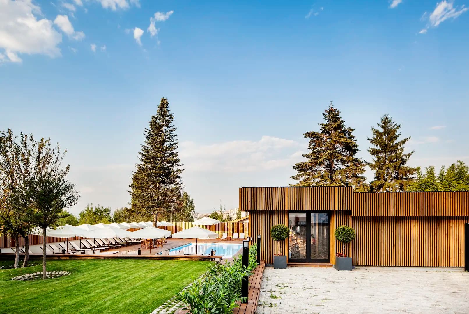 TOP SECRET | Event House & Pool