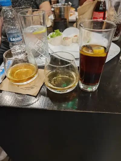 Уиски Бар Caldo Whiskey and Friends