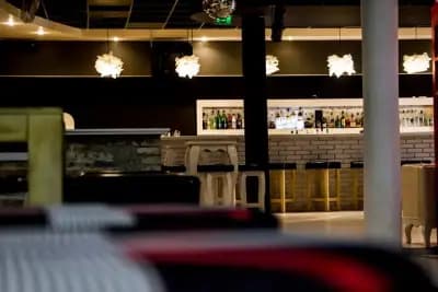 Night Club "P L A Y"