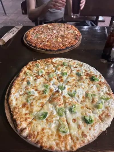 Пицария Antonio's Г. Оряховица