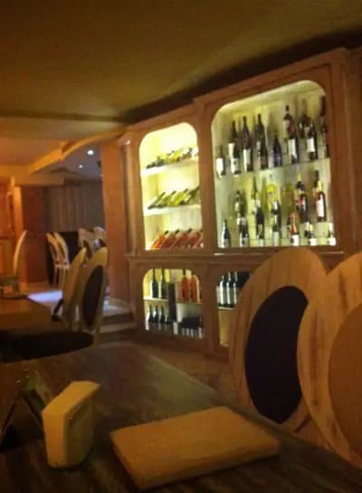 Версай Bar & Dinner