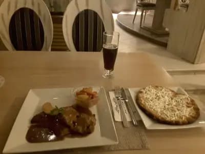 Версай Bar & Dinner