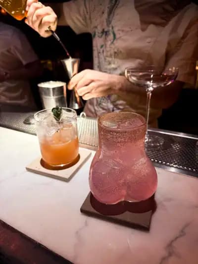 Phi Cocktail Bar