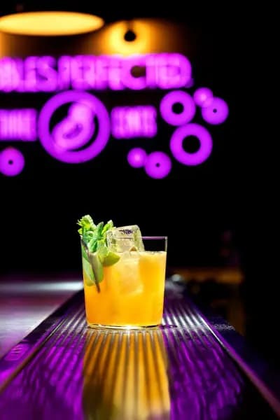 Phi Cocktail Bar