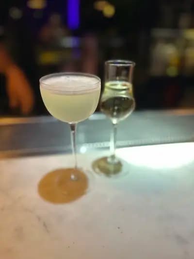 Phi Cocktail Bar