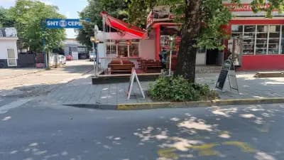 Снекбар "Пияната катеричка"
