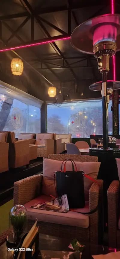 18PLUS BAR & LOUNGE