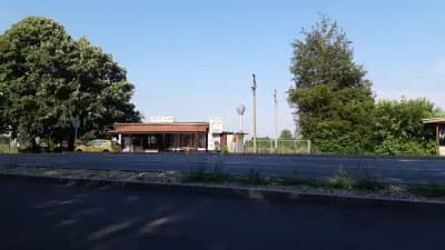 Снек Бар Пети километър