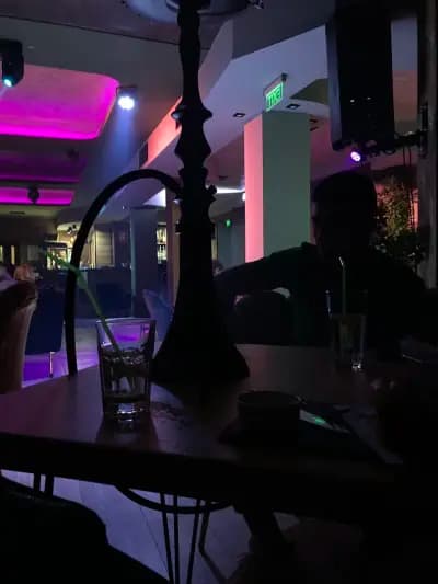 VIP ROOM