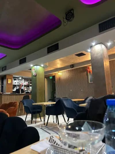 VIP ROOM