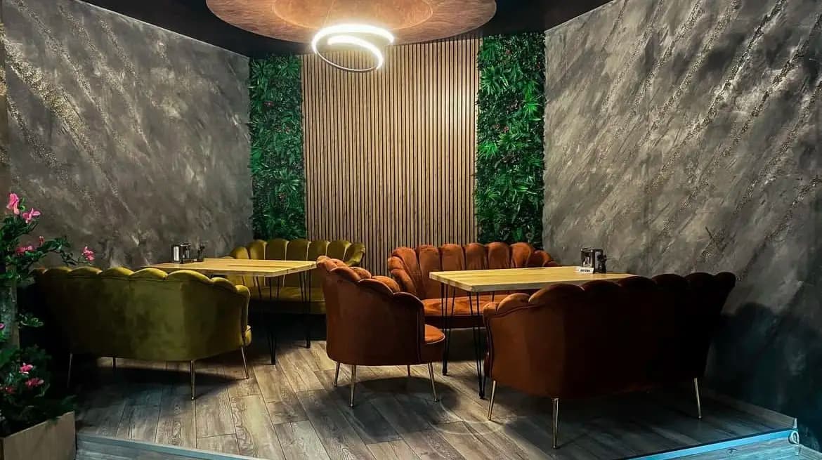 VIP ROOM