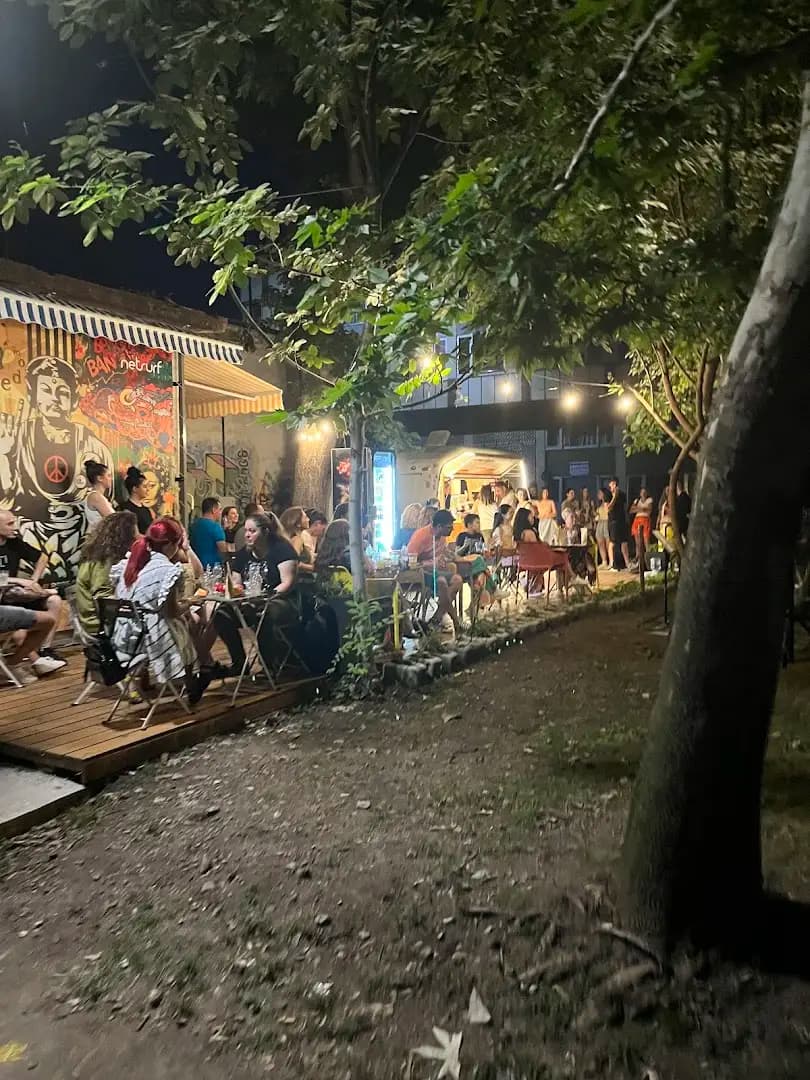 HUB PARK BAR