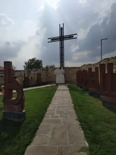 Двор на кирилицата