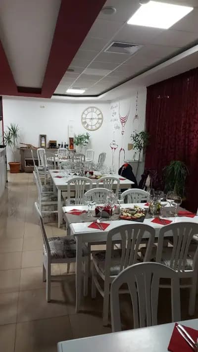 SAKAR wine shop & tasting room
