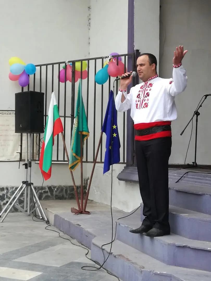 Народно читалище "Георги Бенковски"