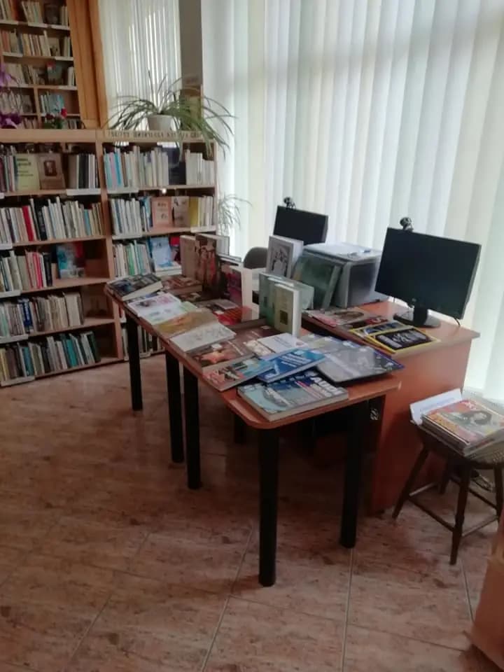 ОБЩИНСКА БИБЛИОТЕКА гр. Елин Пелин