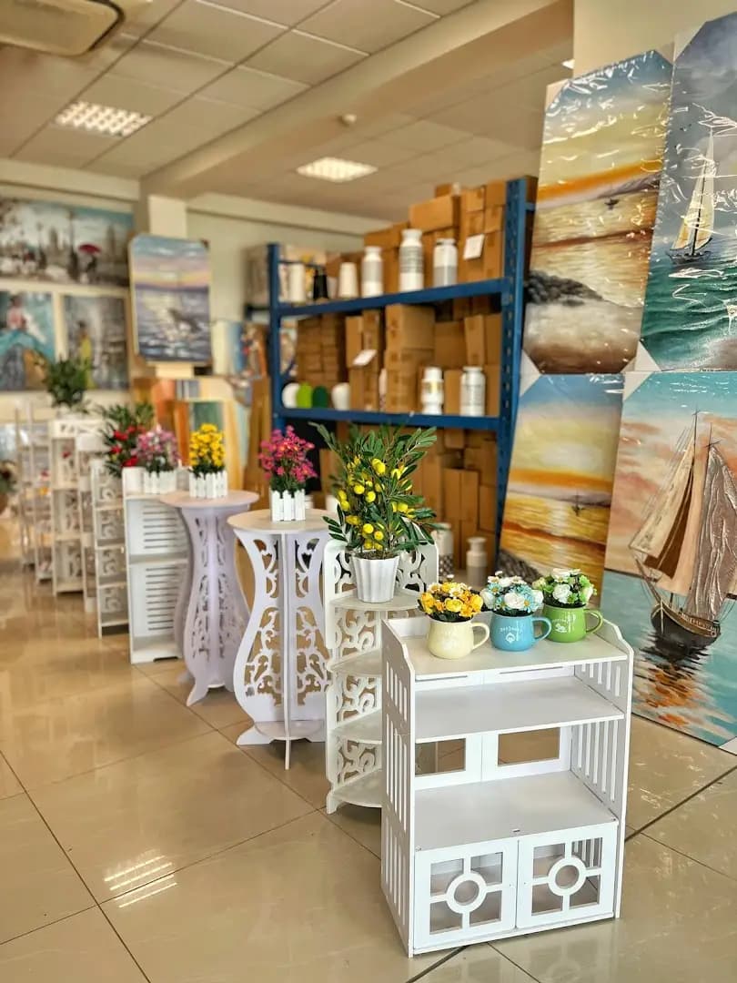 Accent Home Decor