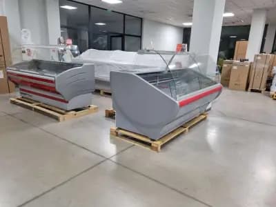 ХЛАДИЛНИ ВИТРИНИ БОЛДА