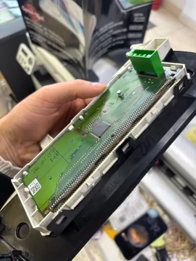 Ремонт на телефони и лаптопи - GSM сервиз София
