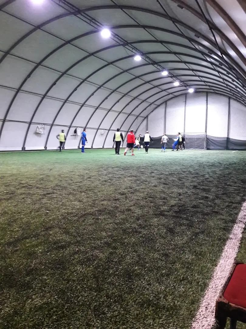 Спортен комплекс „Мир и дружба“