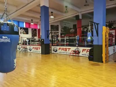 Боксов клуб Лонсдейл София