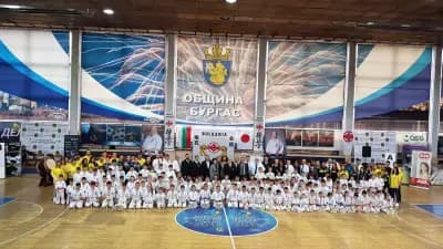 Спортна зала „Бойчо Брънзов“