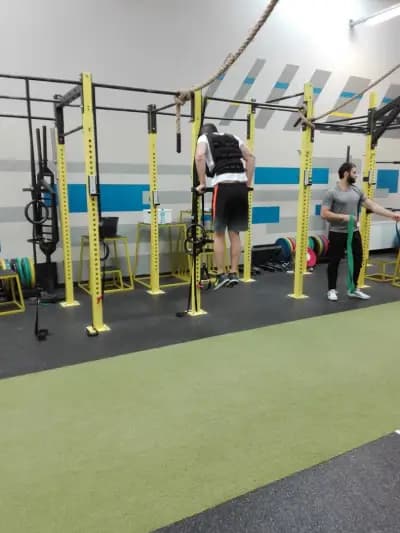 Спортен център „Пулев“