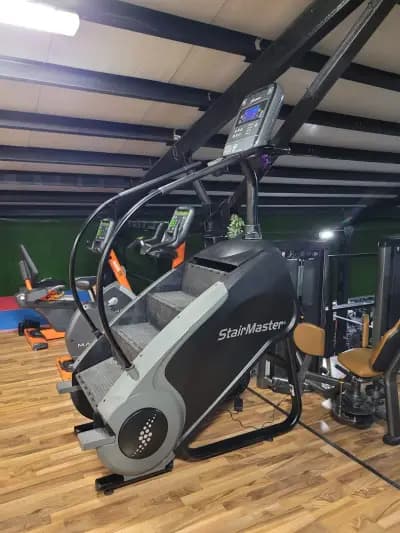 Професионално Фитнес оборудване Hoist- Bulgaria официален дистрибутор