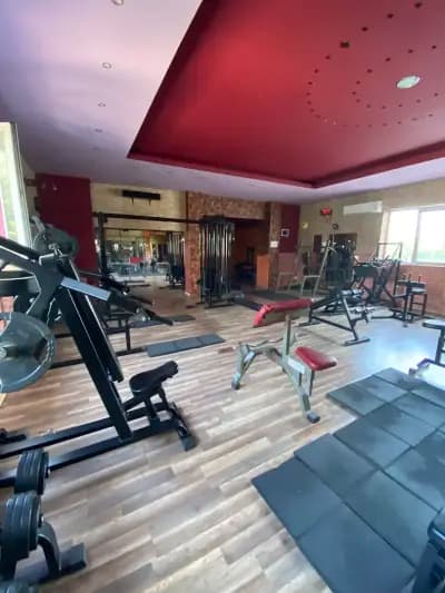 Фитнес зала "Ultimate Gym"