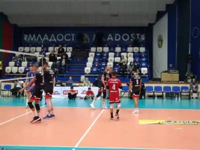 Спортна зала „Младост“