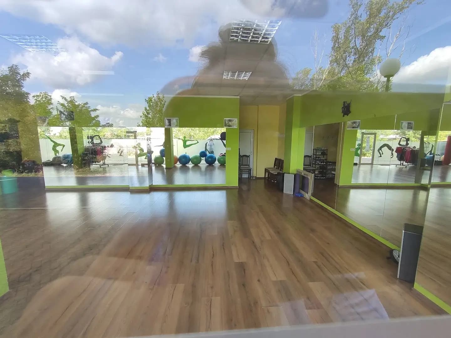 FitnessStudio (Stretching/FitnessBallet) Sunny Beach