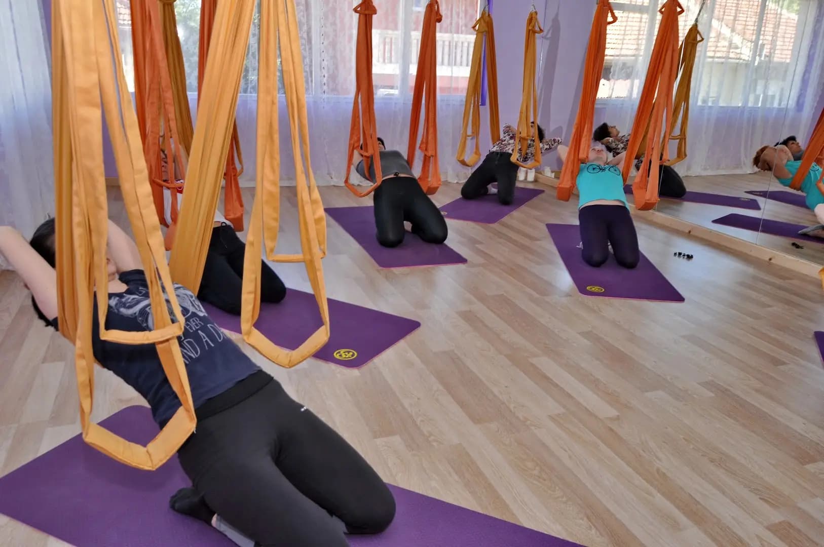 Клуб ЗаЕдно Варна Yoga Fly Йога