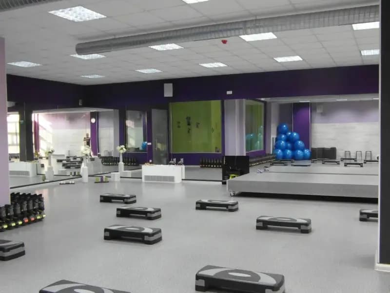 Спортна зала "The Hall"