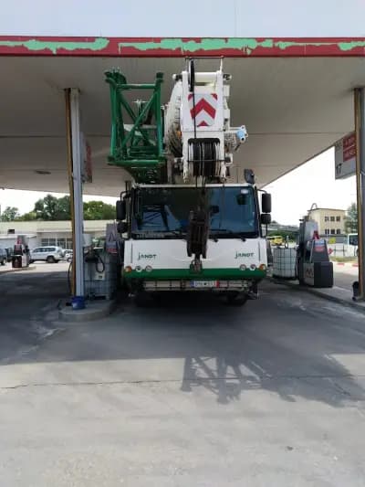 VM Petroleum