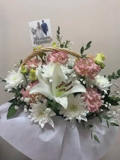 Магазин за цветя и подаръци