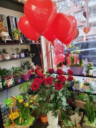 Цветарски магазин Flora Art Studio