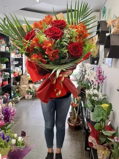 Цветарски магазин Flora Art Studio